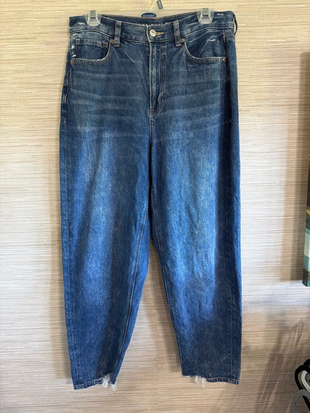 American Eagle Relaxed Mom Jean women's size 8